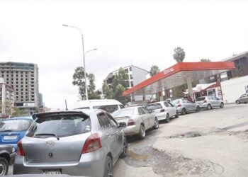 Monday Breakfast Stories: Long Fuel Lines